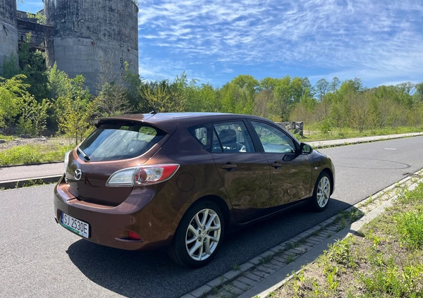 Mazda 3 cena 24900 przebieg: 196037, rok produkcji 2011 z Jaworzno małe 92
